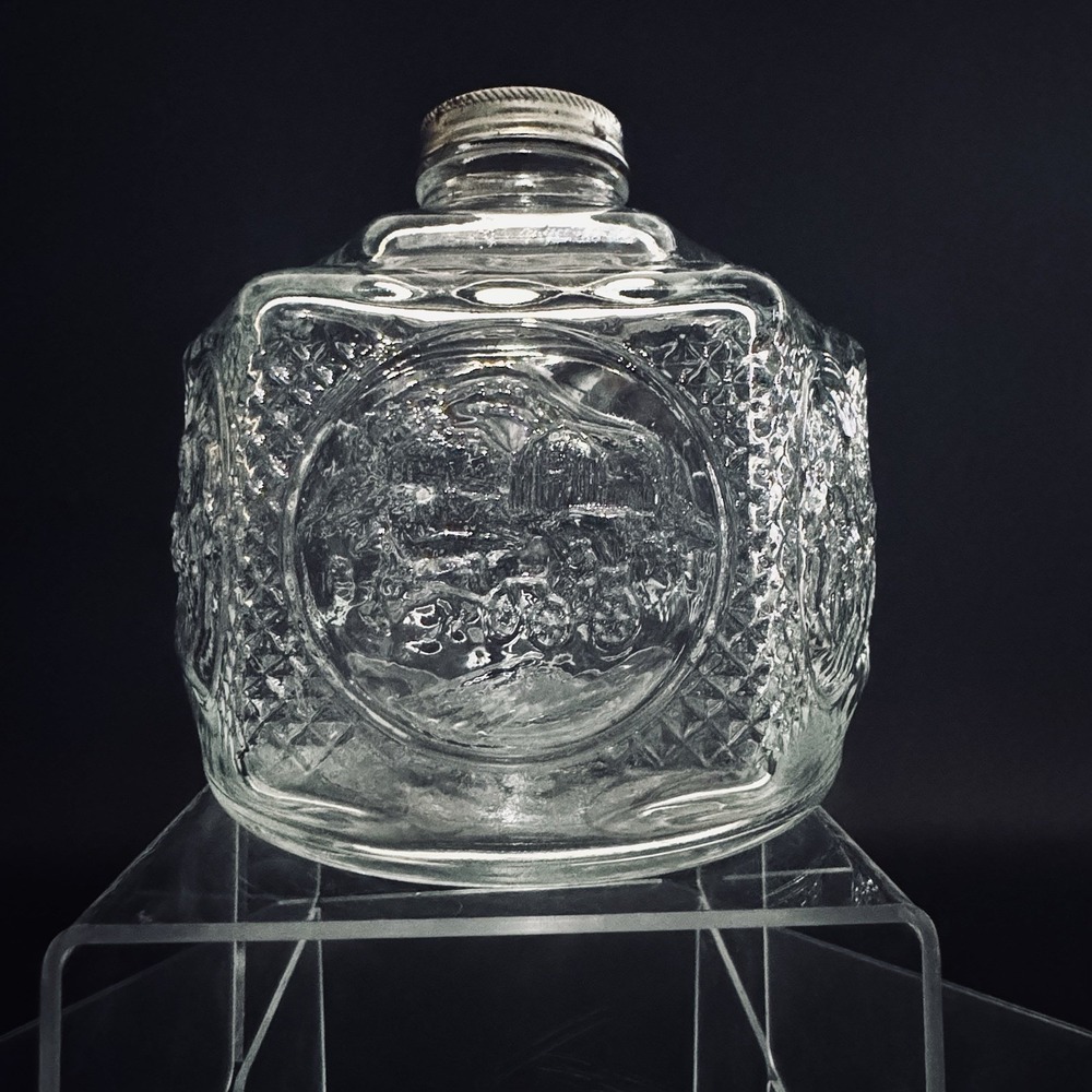 Vintage Lamplight Farms Oil Lamp Base Horse & Buggy Scene Clear Glass